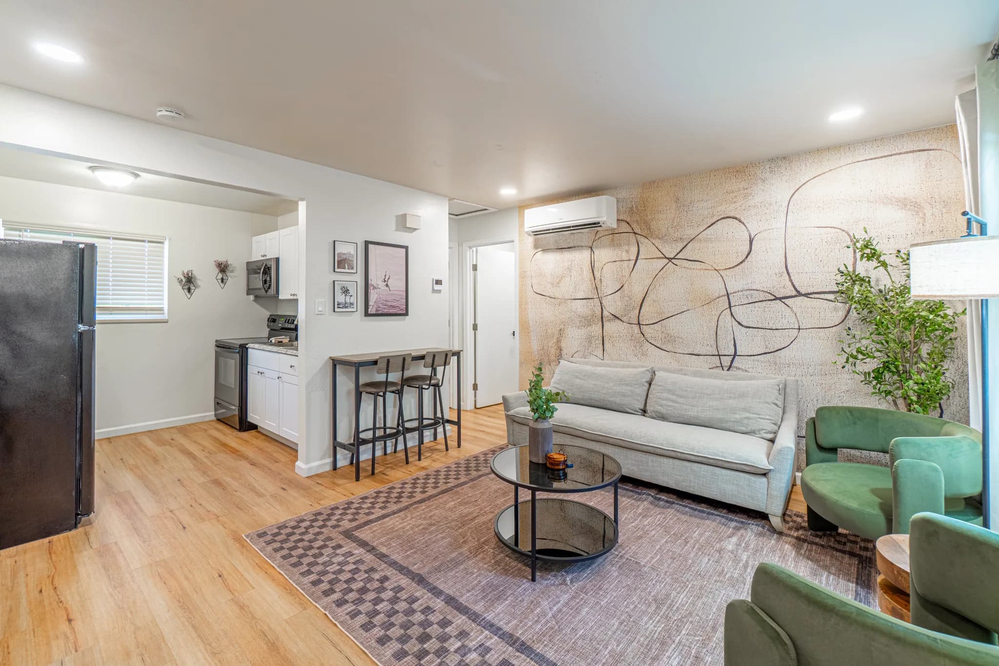Vine Street Unit 2