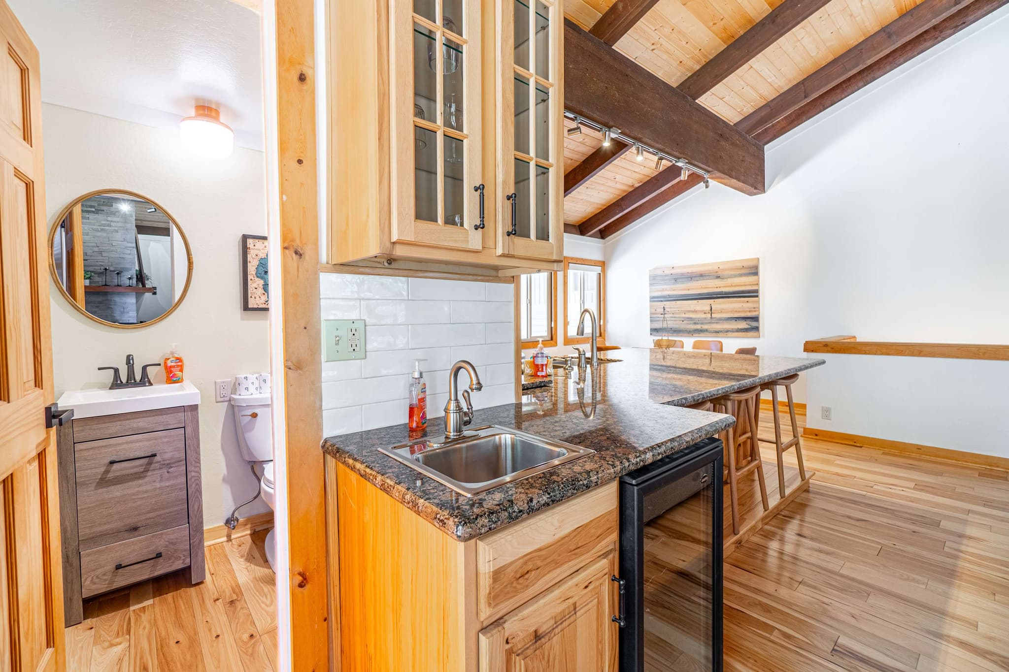 Upscale Tahoe Townhome near Incline w Fireplace — photo 6